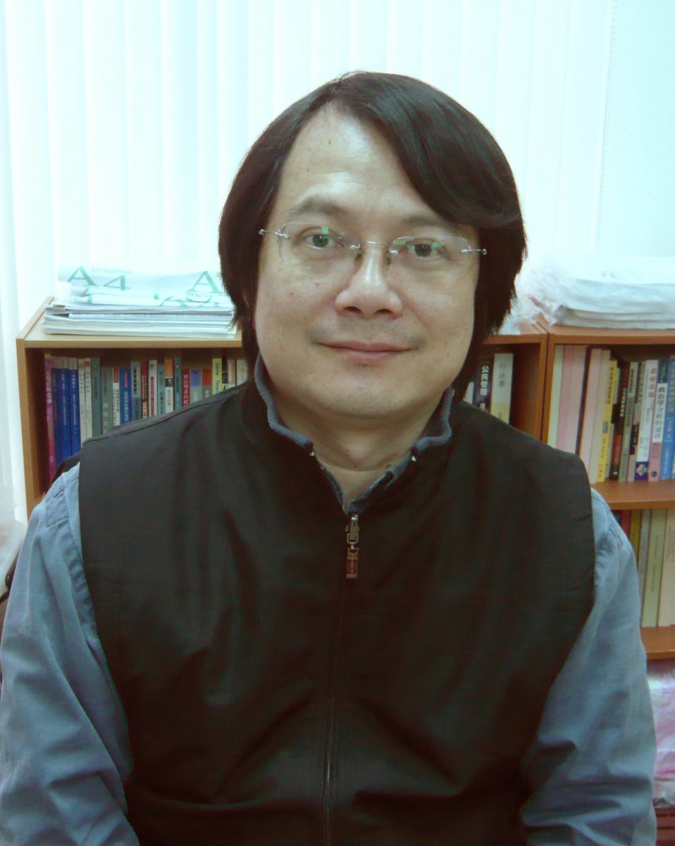 张世杰老师勉励学子 善知识如好友 指向成功之路